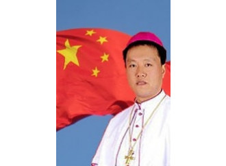 Cina, ritorno a Mao:
duro attacco alla Chiesa